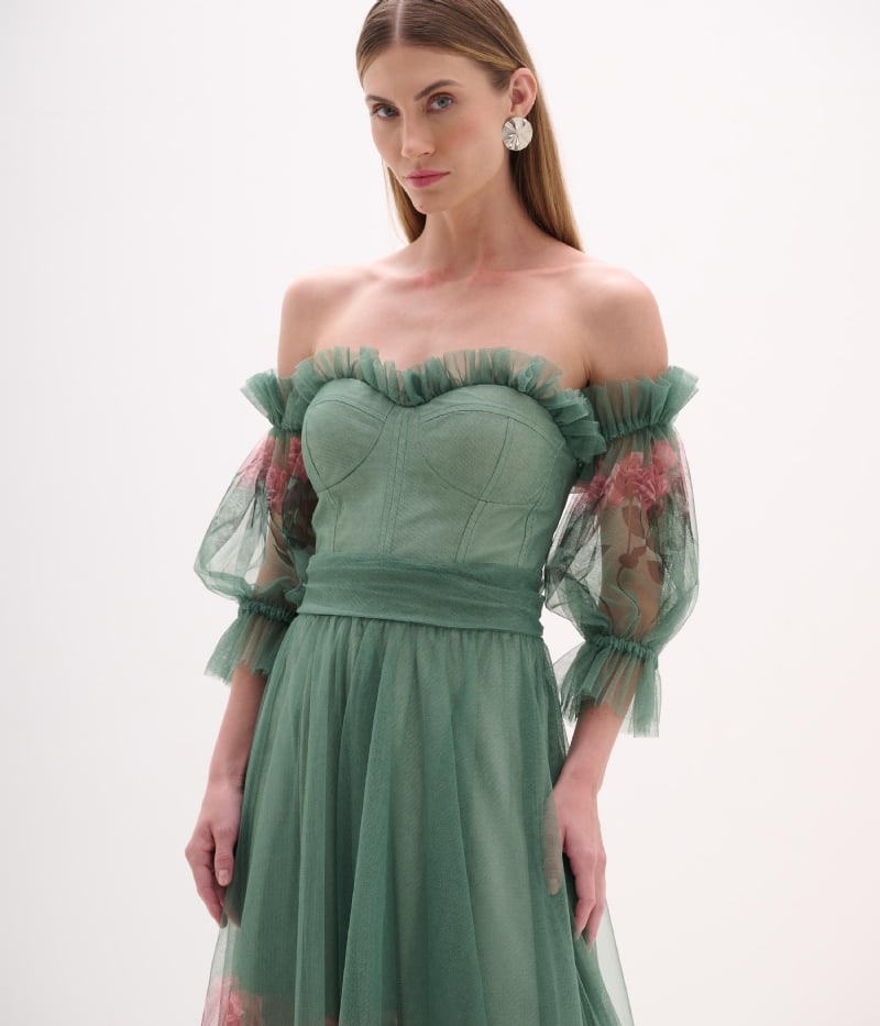 Vestido de festa longo de tule estampado