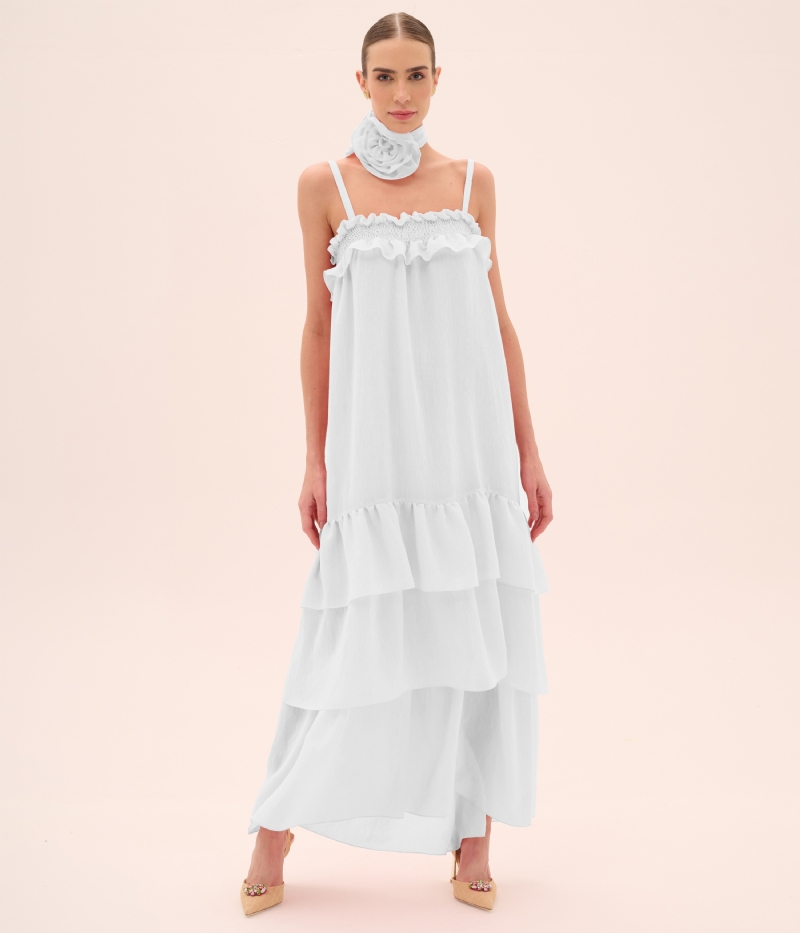 Vestido de festa longo tomara que caia com detalhes no busto