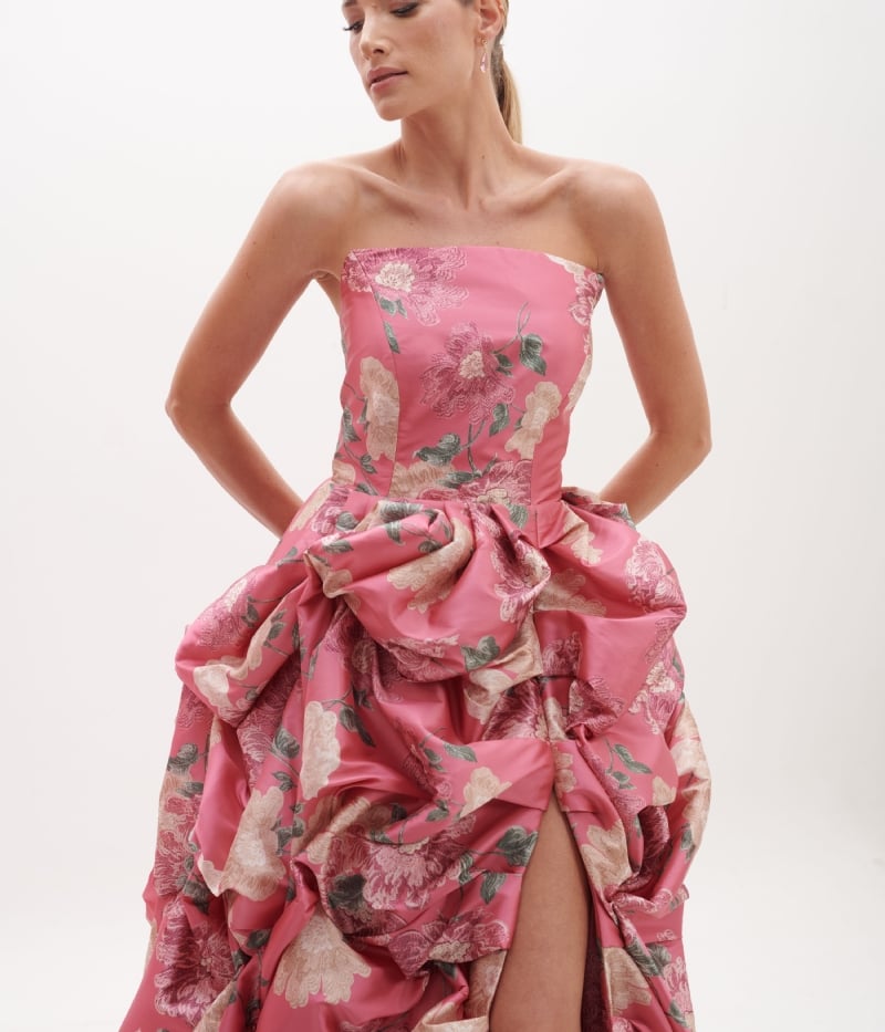Vestido de festa saia volumosa drapeada