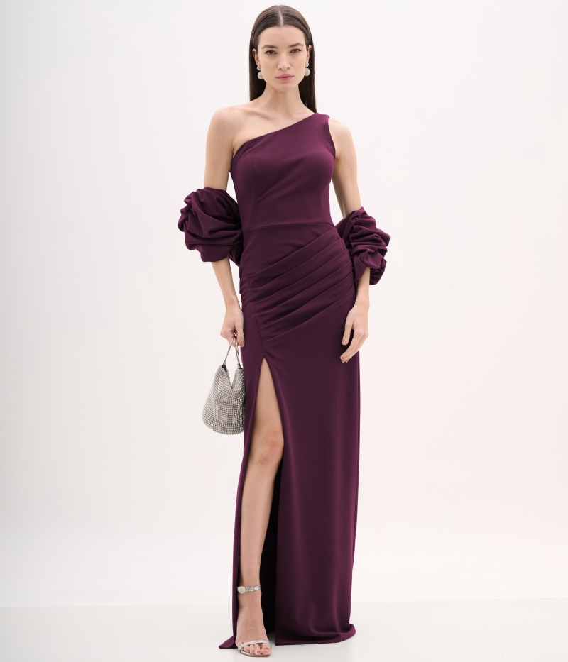 Vestido de festa ombro único com pelerine