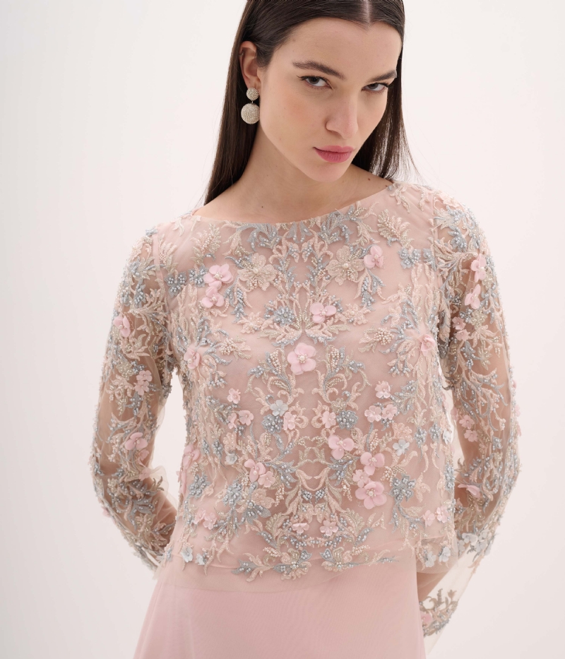 Blusa manga longa bordada