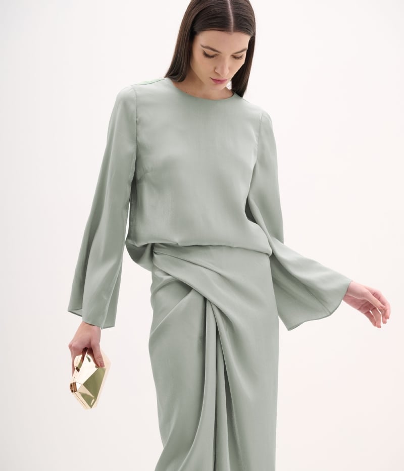 Conjunto de festa com saia midi envelope