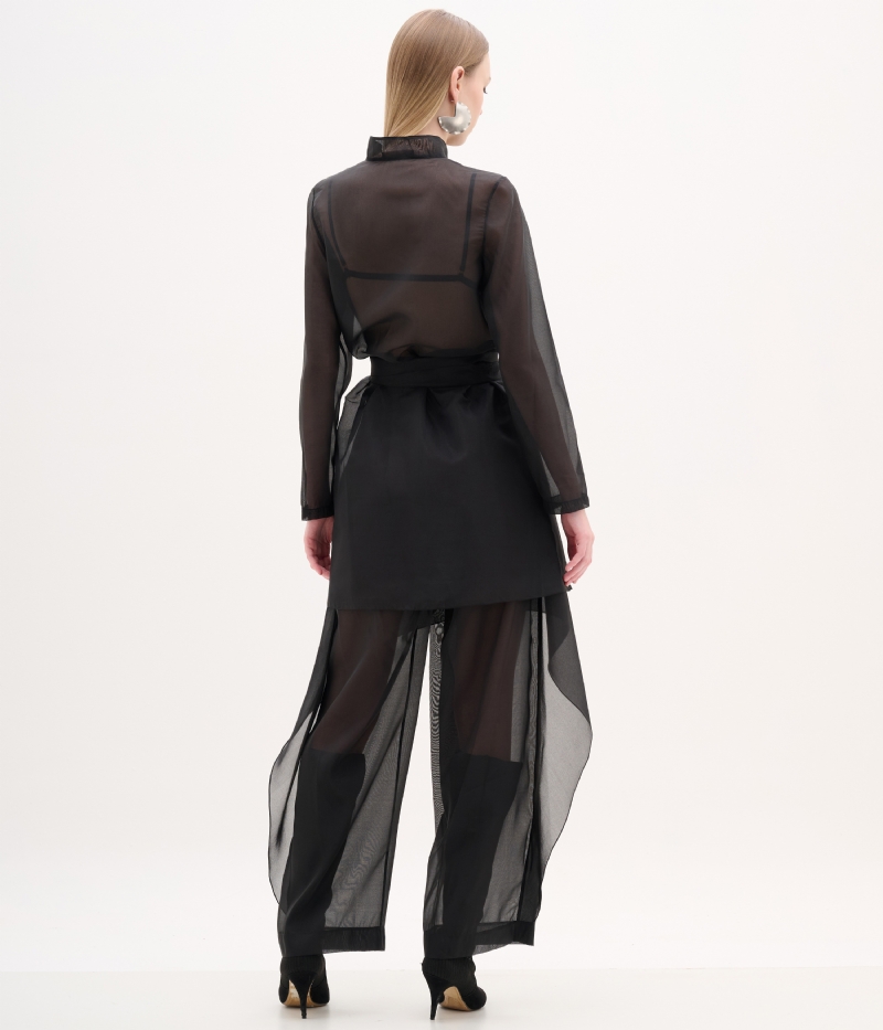 Calça de organza com sobreposição