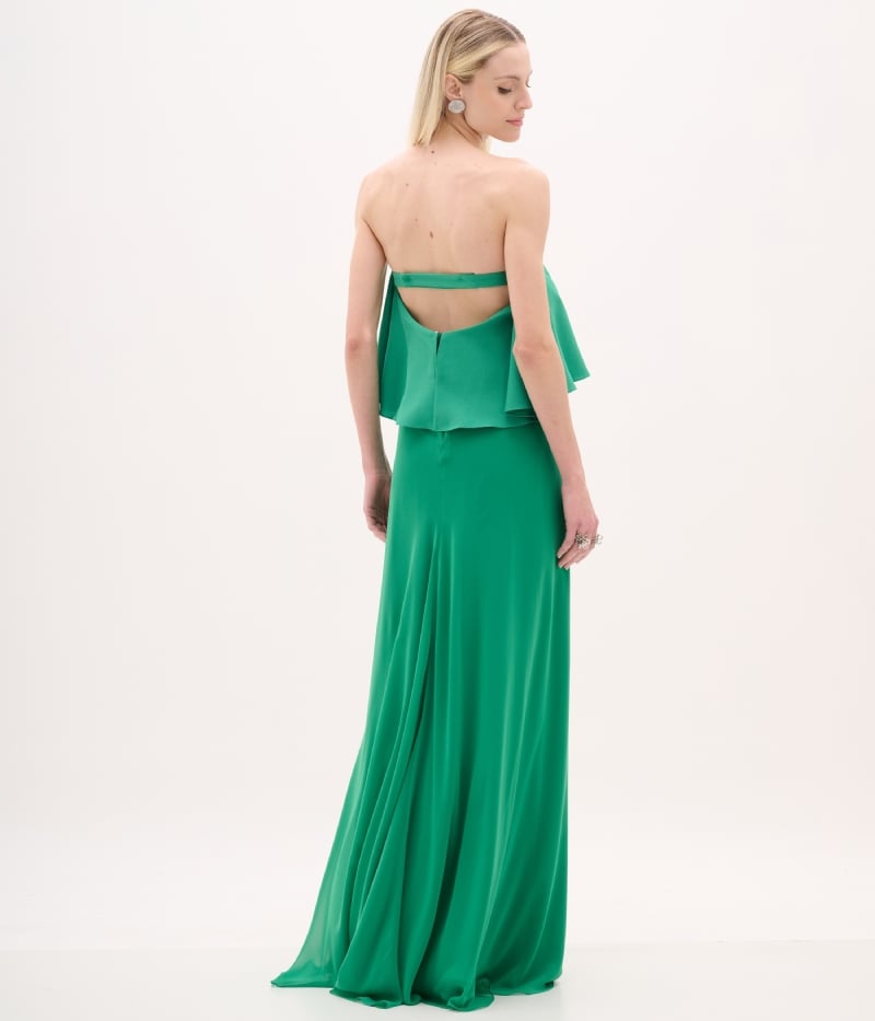 Vestido de festa longo com decote tomara que caia e babado