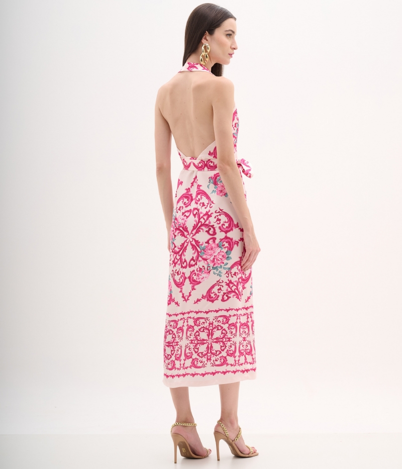 Vestido de festa midi estampado rosa em cetim com decote halter