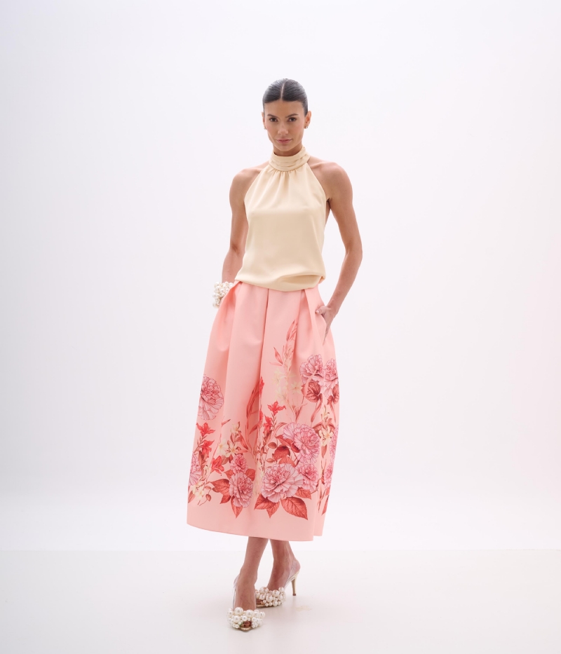 Saia midi em sarja rosa com estampa floral e bolsos