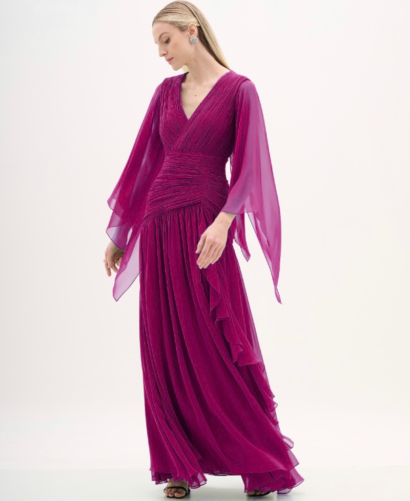 Vestido de festa longo vinho em musseline com drapeado e mangas amplas