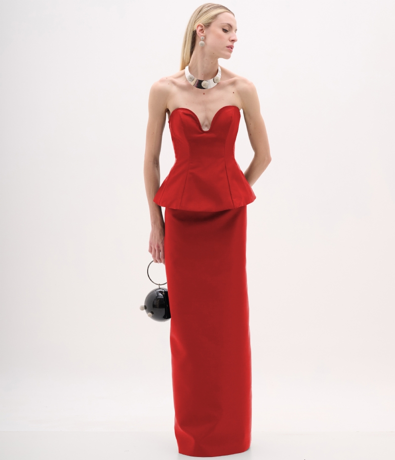 Conjunto de zibeline rubi com corset peplum e saia longa reta