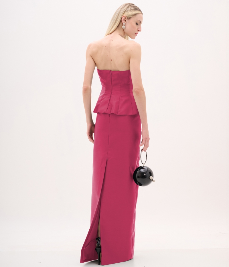 Conjunto de festa longo preto tomara que caia com peplum