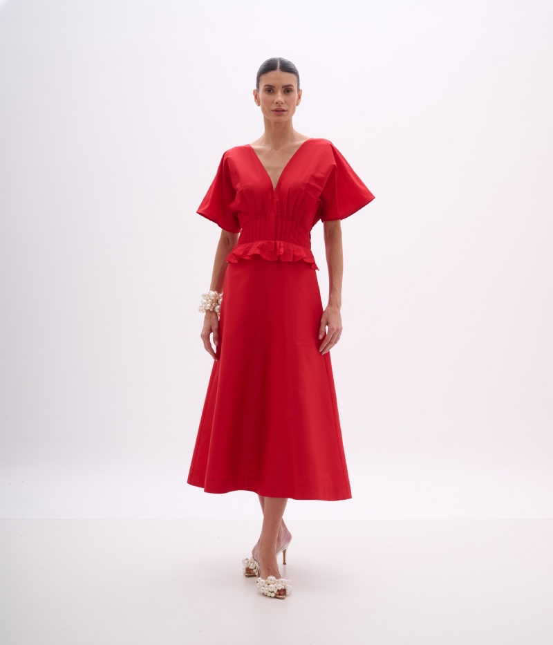 Vestido midi em tafetá vermelho com cintura trabalhada