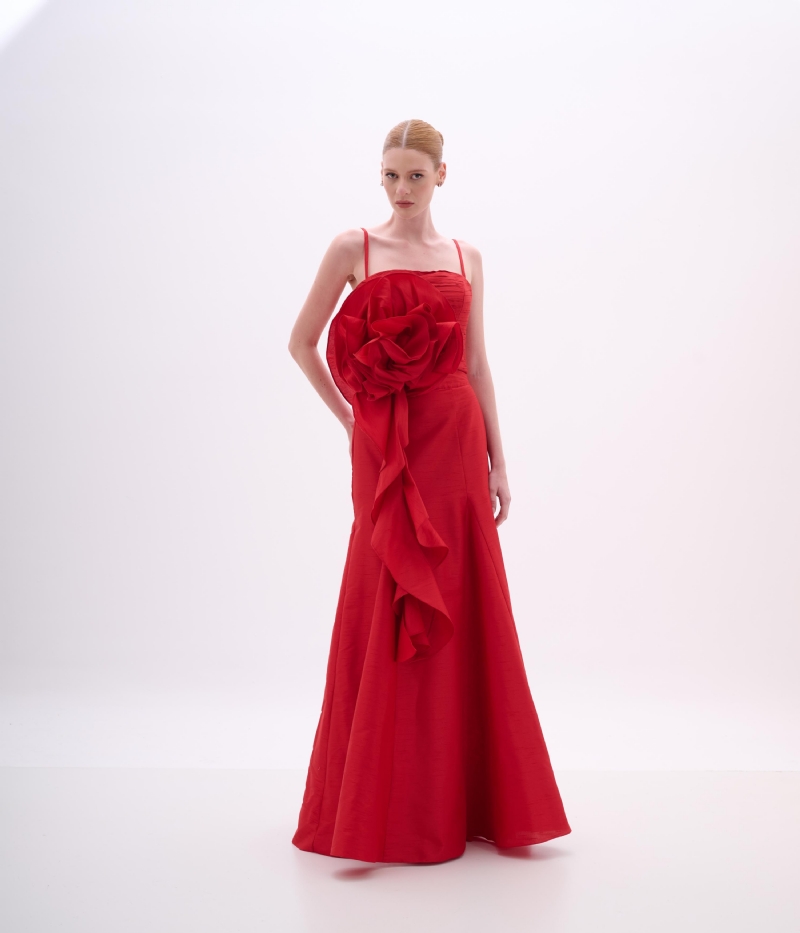 CROPPED EM SHANTUNG VERMELHO COM FLOR ESCULTURAL