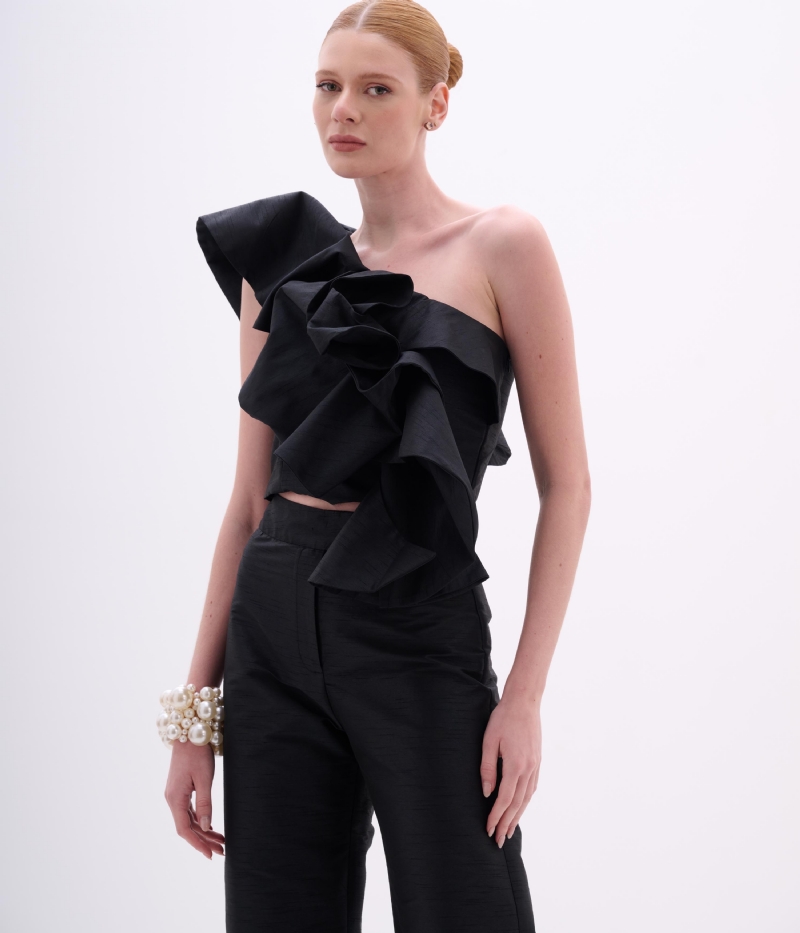 BLUSA EM SHANTUNG PRETA