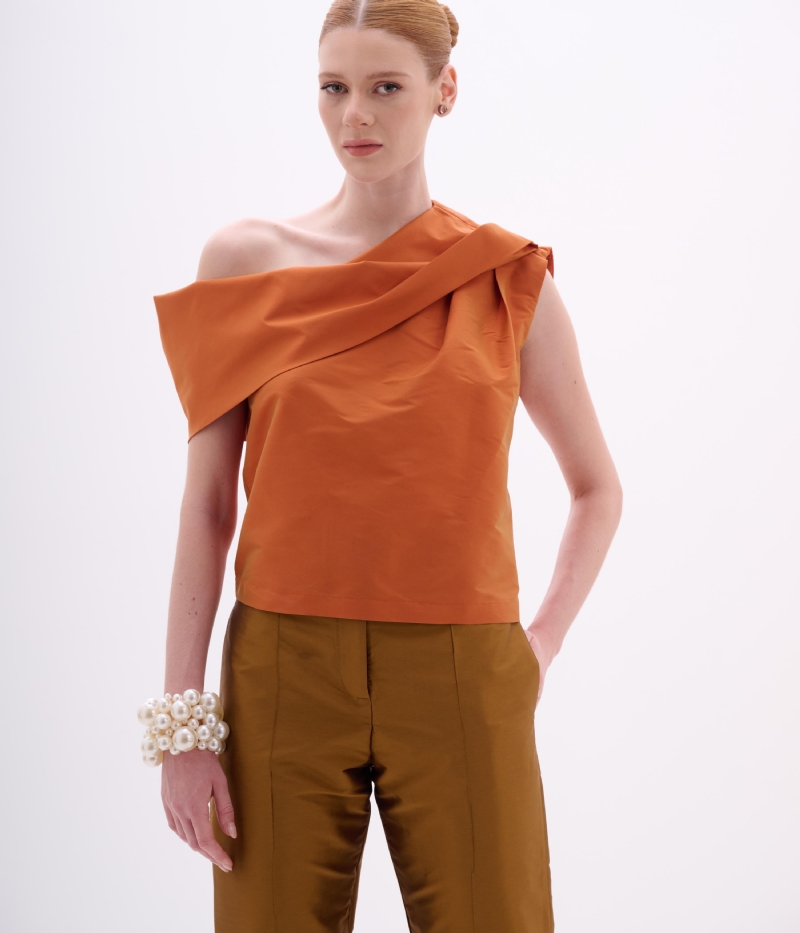 BLUSA EM TAFETÁ GOLDEN BELL