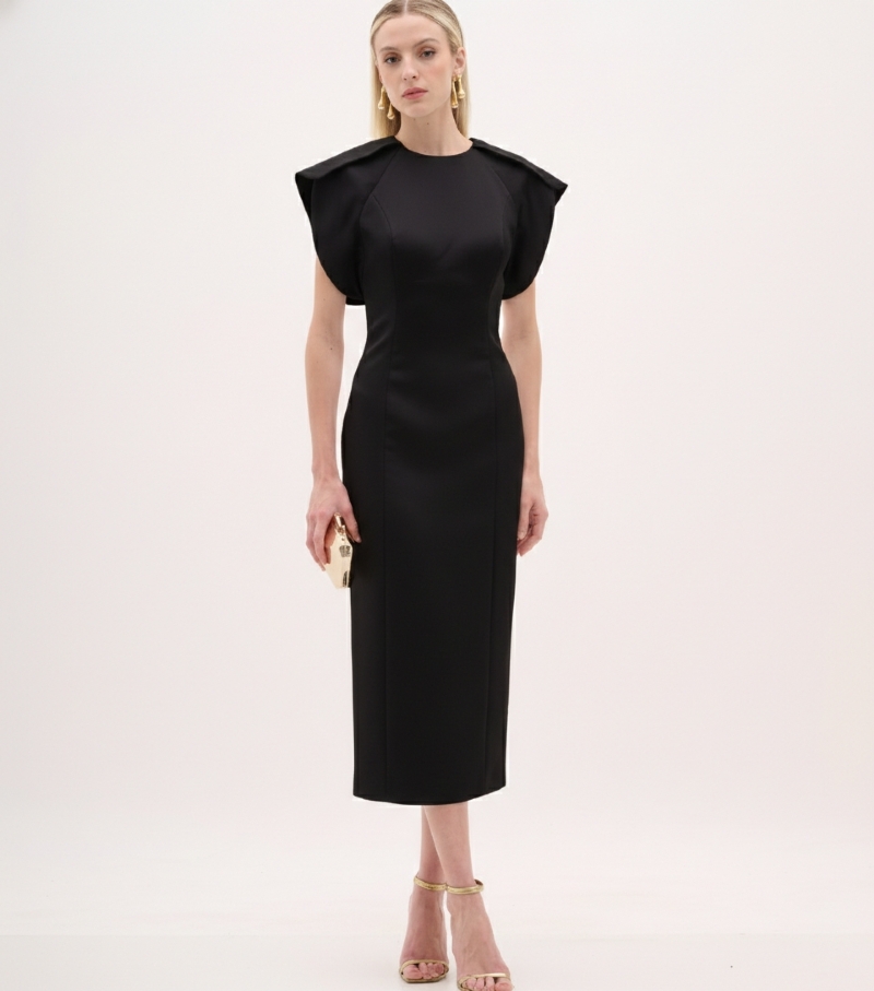 VESTIDO LONGO EM ZIBELINE LIQUID PRETO COM OMBROS ESTRUTURADOS