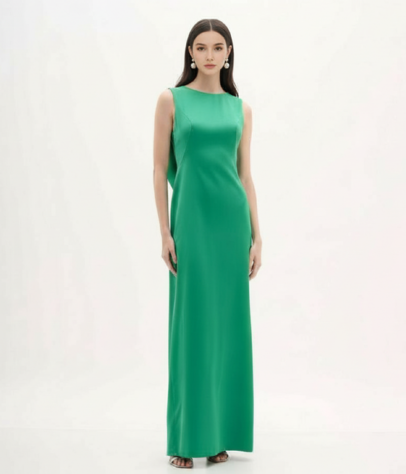 VESTIDO LONGO COM DECOTE DEGAGÊ NAS COSTAS