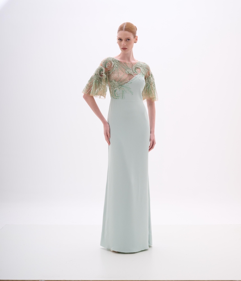 VESTIDO LONGO EM CREPE COM BUSTO ILLUSION BORDADO