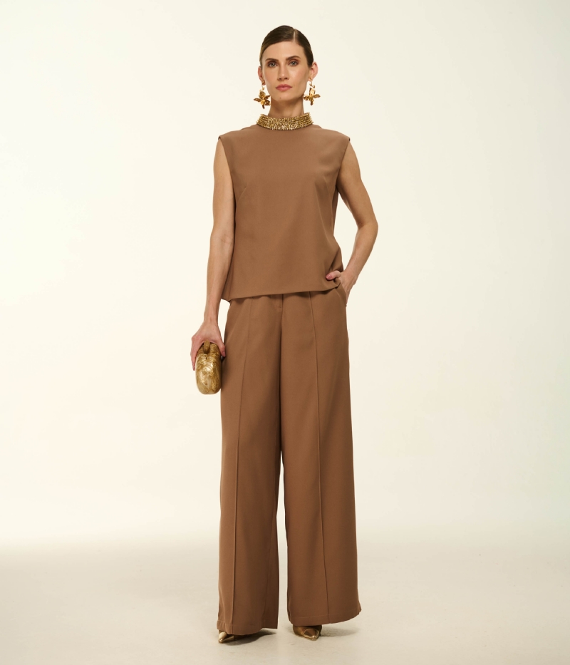 BLUSA CAVADA EM CREPE COM GOLA ALTA E COSTAS NUAS