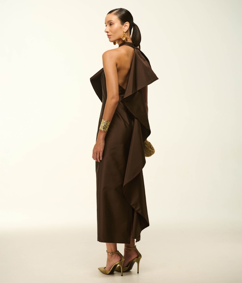 VESTIDO MIDI EM TAFETÁ COM DECOTE HALTER E BABADO ESCULTURAL