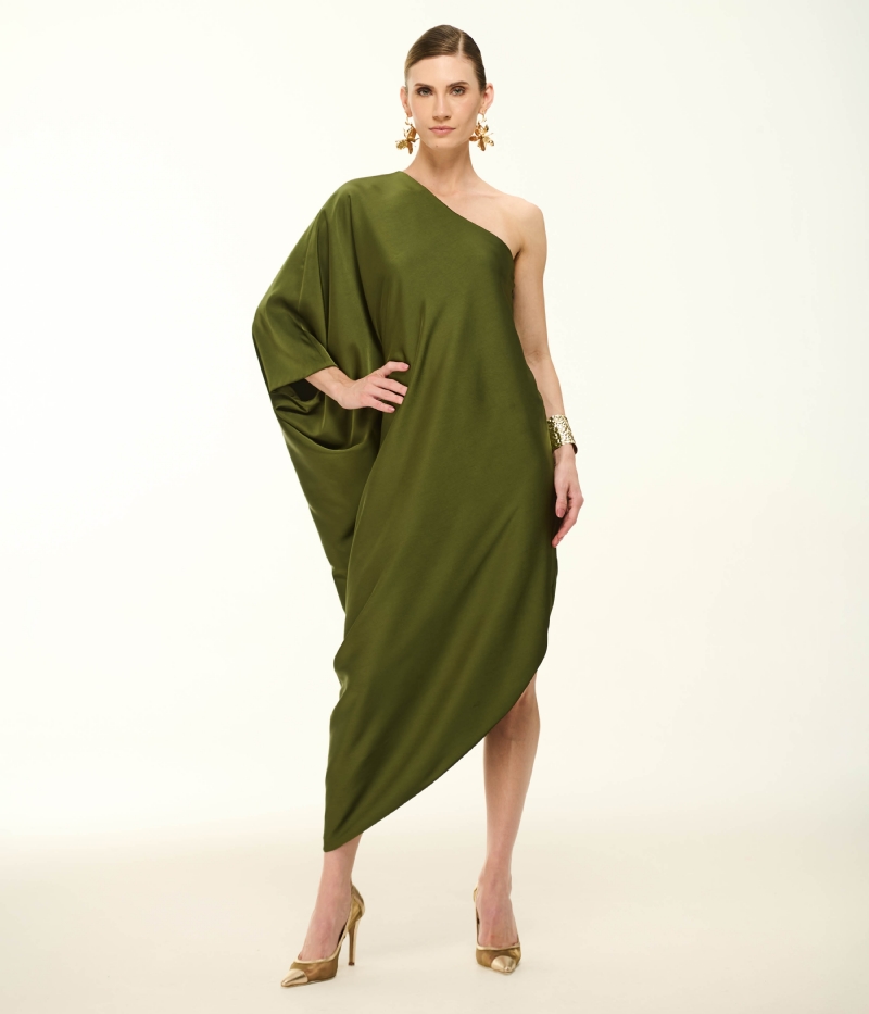 VESTIDO LONGO EM CETIM DE UM OMBRO SÓ