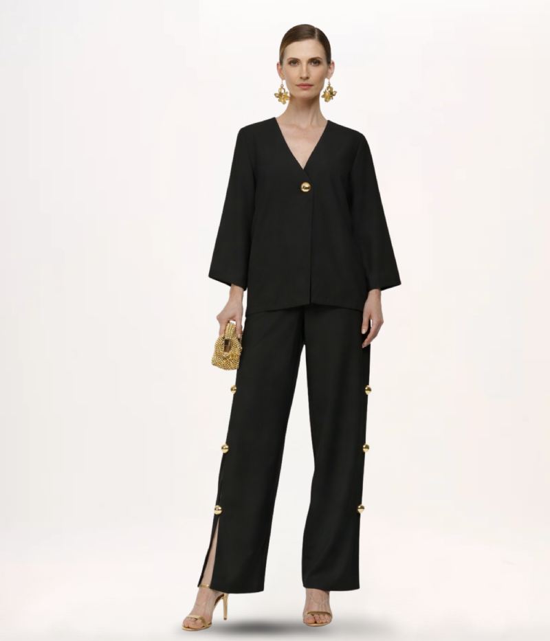 BLUSA EM CREPE COM ABOTOAMENTO ÚNICO FRONTAL