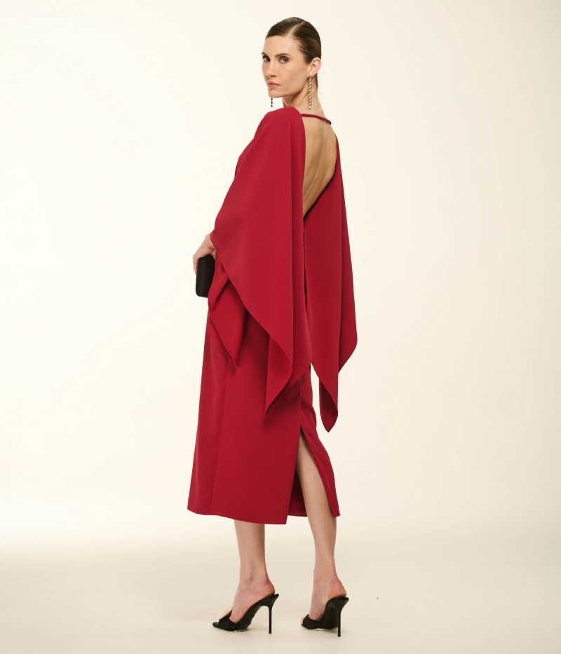 VESTIDO MIDI EM CREPE COM MANGAS CAPA E COSTAS ABERTAS