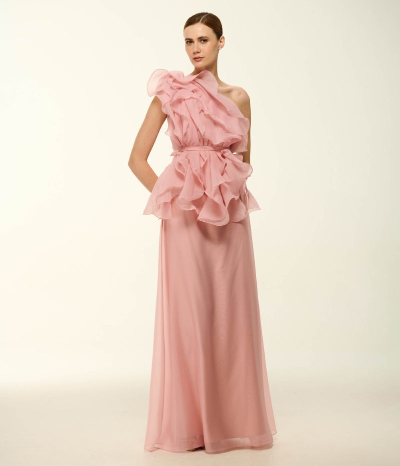BLUSA EM ORGANZA COM DETALHES EM VOLANTES E OMBRO ASSIMÉTRICO