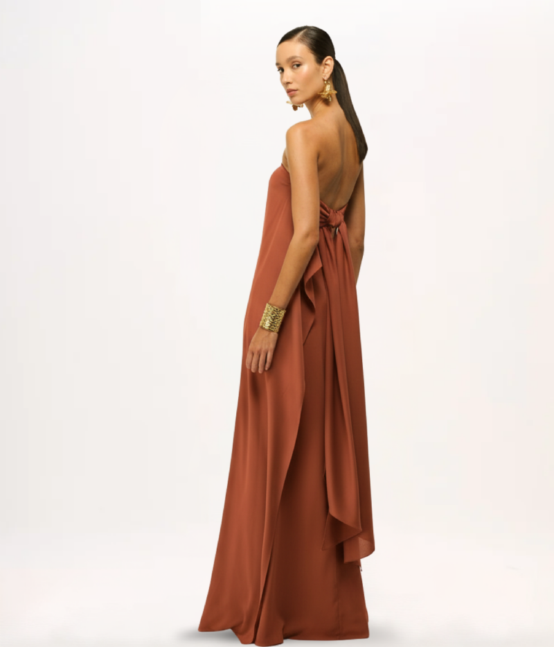 VESTIDO LONGO TOMARA QUE CAIA EM CREPE FLUIDO COM FRENTE AMPLA