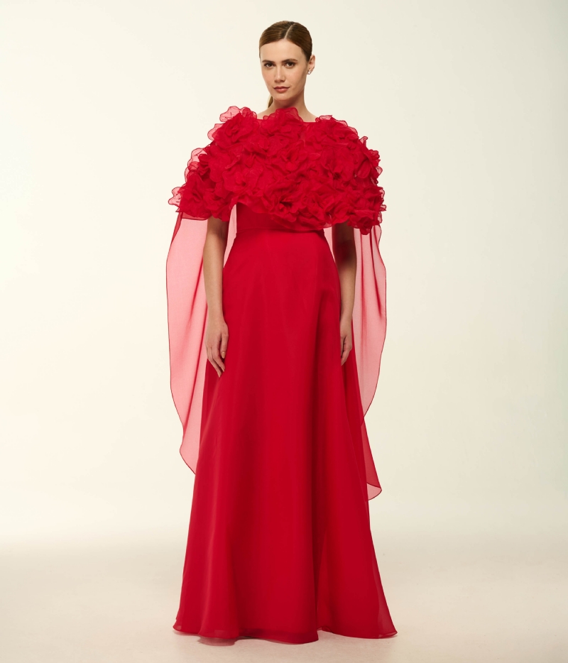 CONJUNTO DE VESTIDO TOMARA QUE CAIA E CAPA MULLET COM FLORES EM ORGANZA