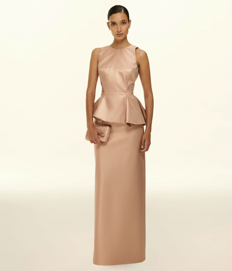 CONJUNTO ESTRUTURADO EM ZIBELINE COM TOP PEPLUM E SAIA LONGA