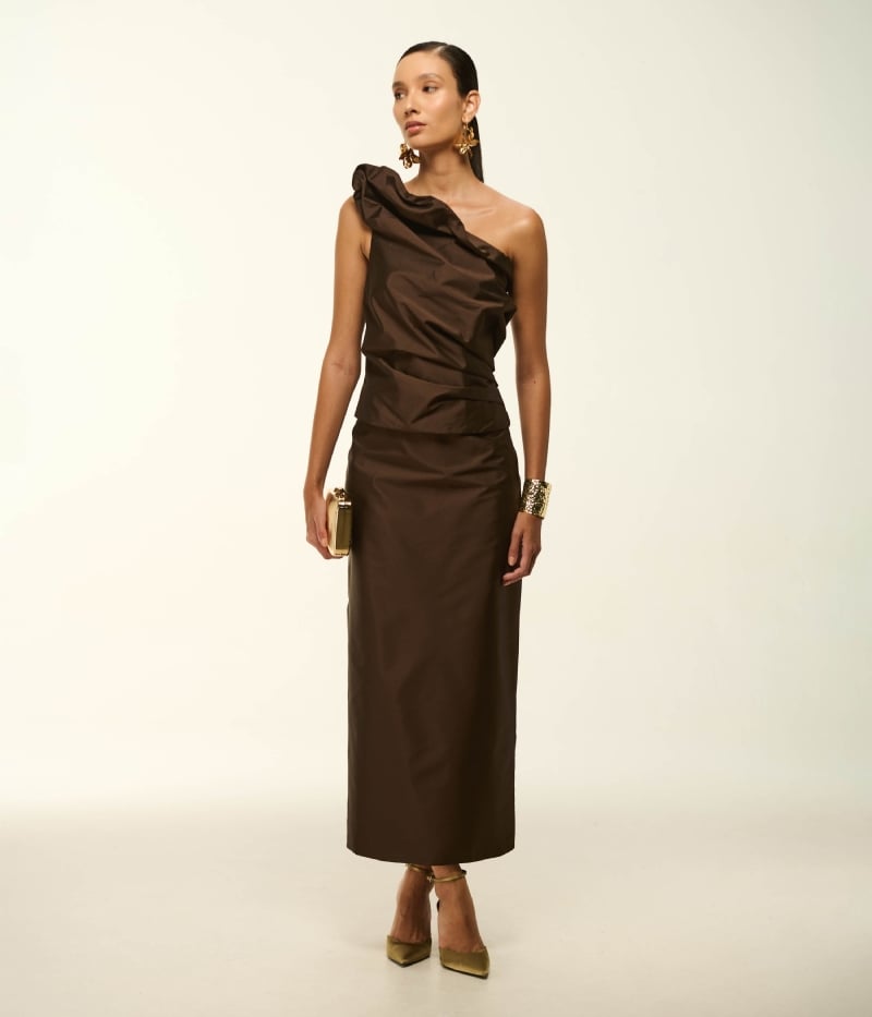 BLUSA TOMARA QUE CAIA EM TAFETÁ COM DECOTE ORGÂNICO ARMADO