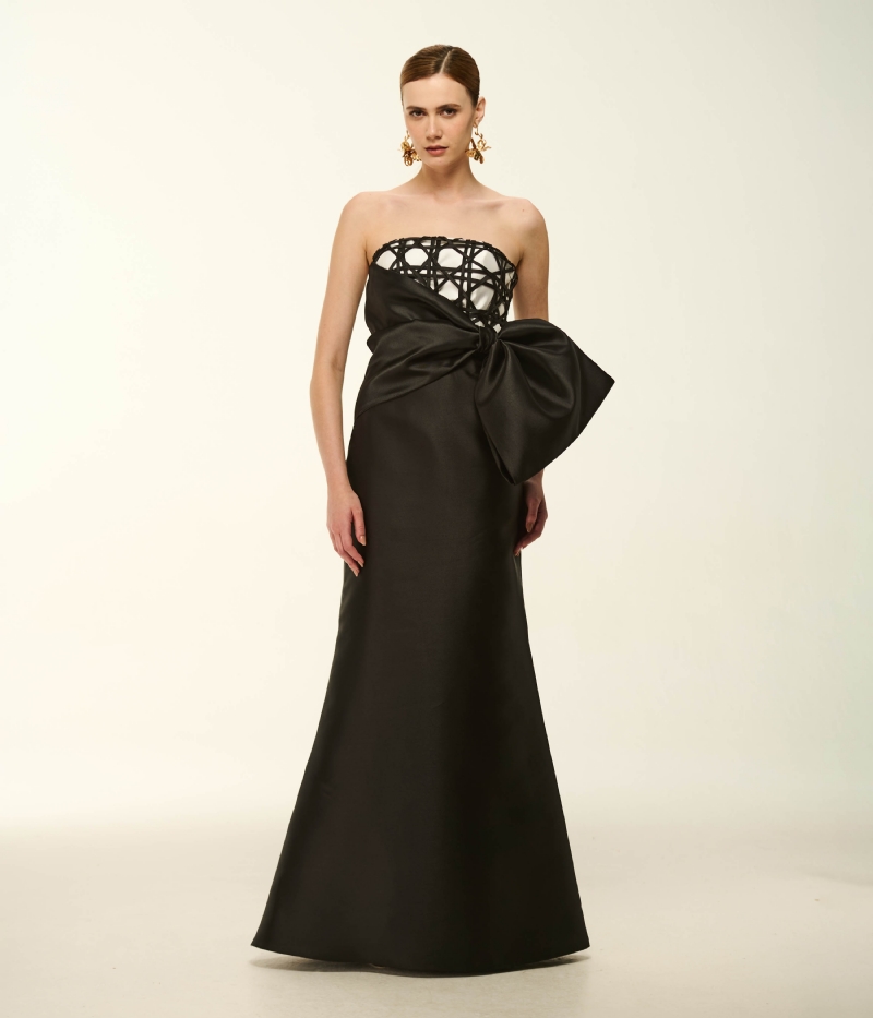 VESTIDO LONGO BICOLOR COM DETALHE EM CESTARIA