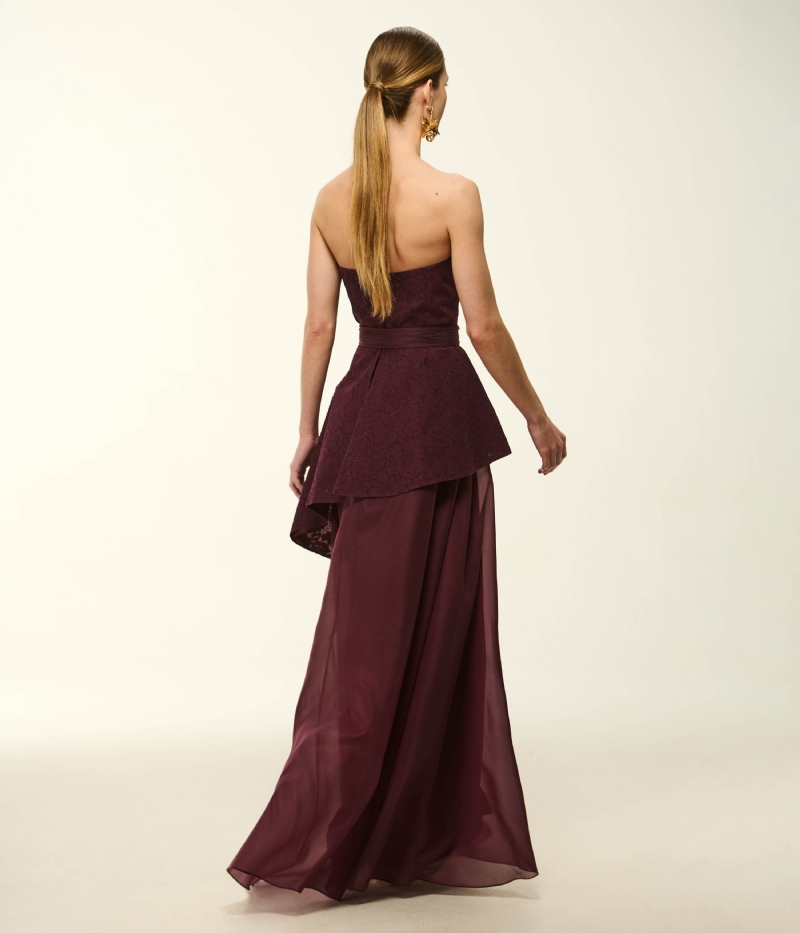 VESTIDO TOMARA QUE CAIA EM RENDA COM SAIA EM ORGANZA