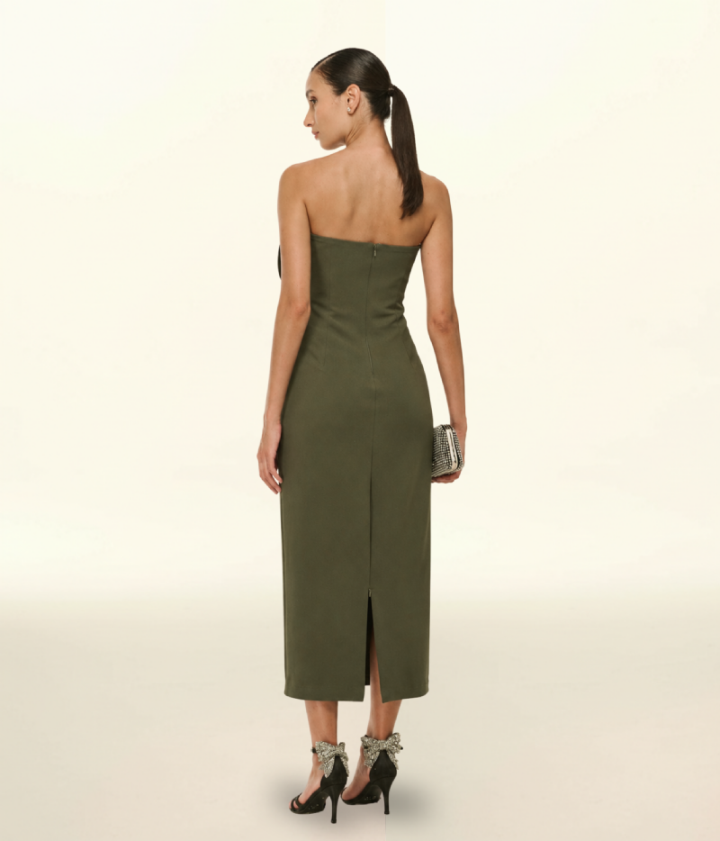 VESTIDO LONGO EM CREPE DE MALHA COM DRAPEADO FRONTAL E SILHUETA ALONGADA