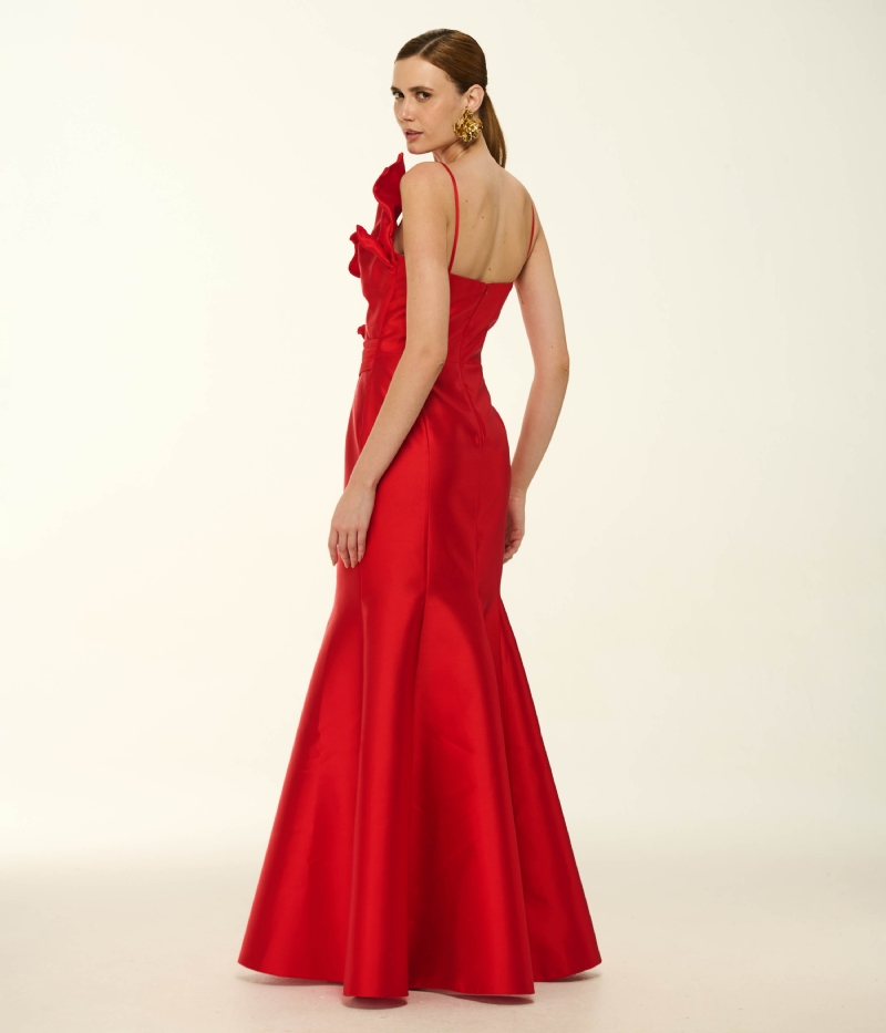 VESTIDO LONGO EM ZIBELINE COM VOLUMES ESCULTURAIS E CINTURA MARCADA