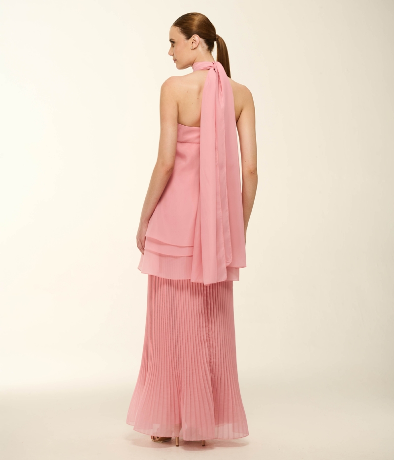VESTIDO LONGO EM ORGANZA COM FLOR APLICADA E SAIA PLISSADA