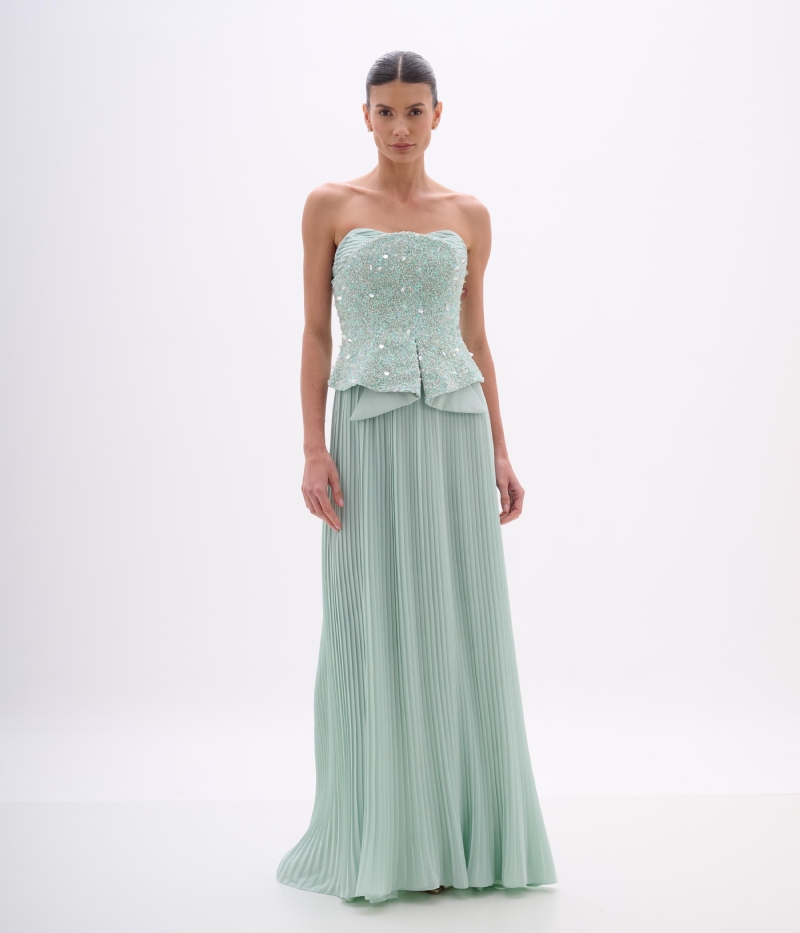 VESTIDO LONGO AZUL MARE COM CORPETE BORDADO E SAIA PLISSADA