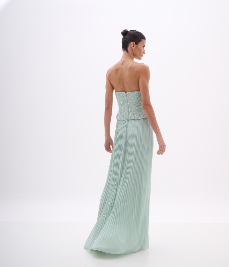 VESTIDO LONGO AZUL MARE COM CORPETE BORDADO E SAIA PLISSADA