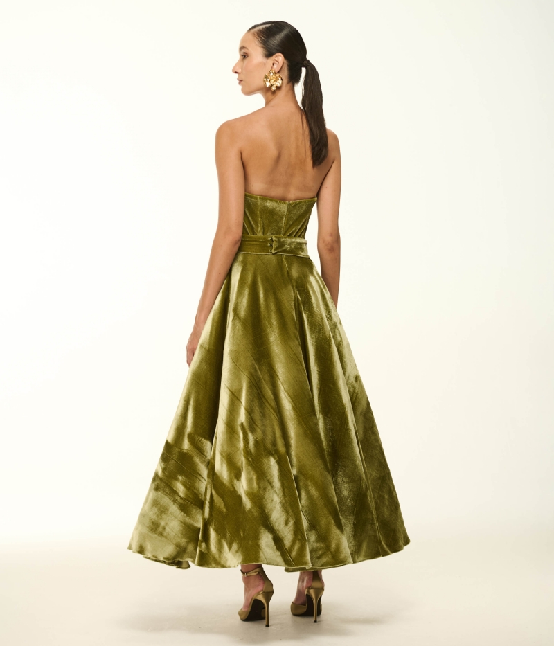 VESTIDO MIDI PISTACHE EM VELUDO COM SAIA GODÊ ESTRUTURADA