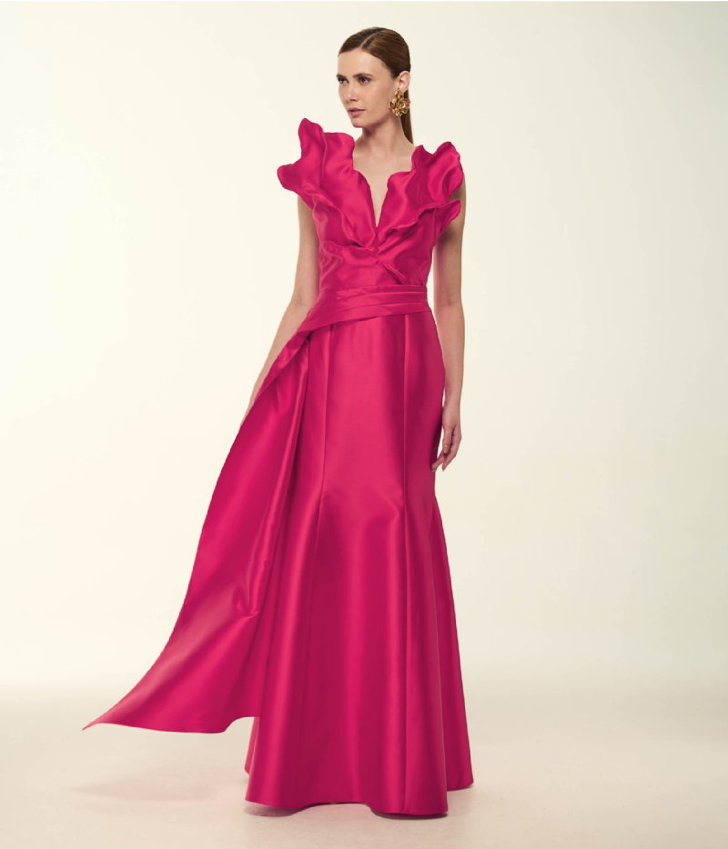 VESTIDO LONGO EM ZIBELINE COM VOLUMES ESCULTURAIS E CINTURA MARCADA