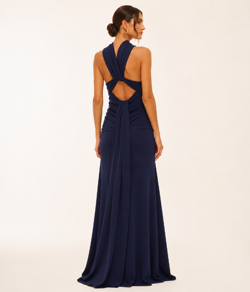 VESTIDO LONGO EM CREPE DE MALHA COM GOLA ALTA E DECOTE NAS COSTAS