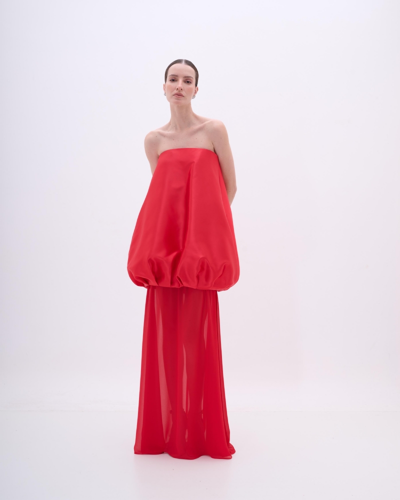 VESTIDO TOMARA QUE CAIA COM CORPO BALONÊ E SAIA FLUIDA - PRÉ VENDA