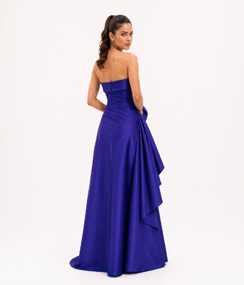 VESTIDO LONGO TOMARA QUE CAIA COM DRAPEADO LATERAL