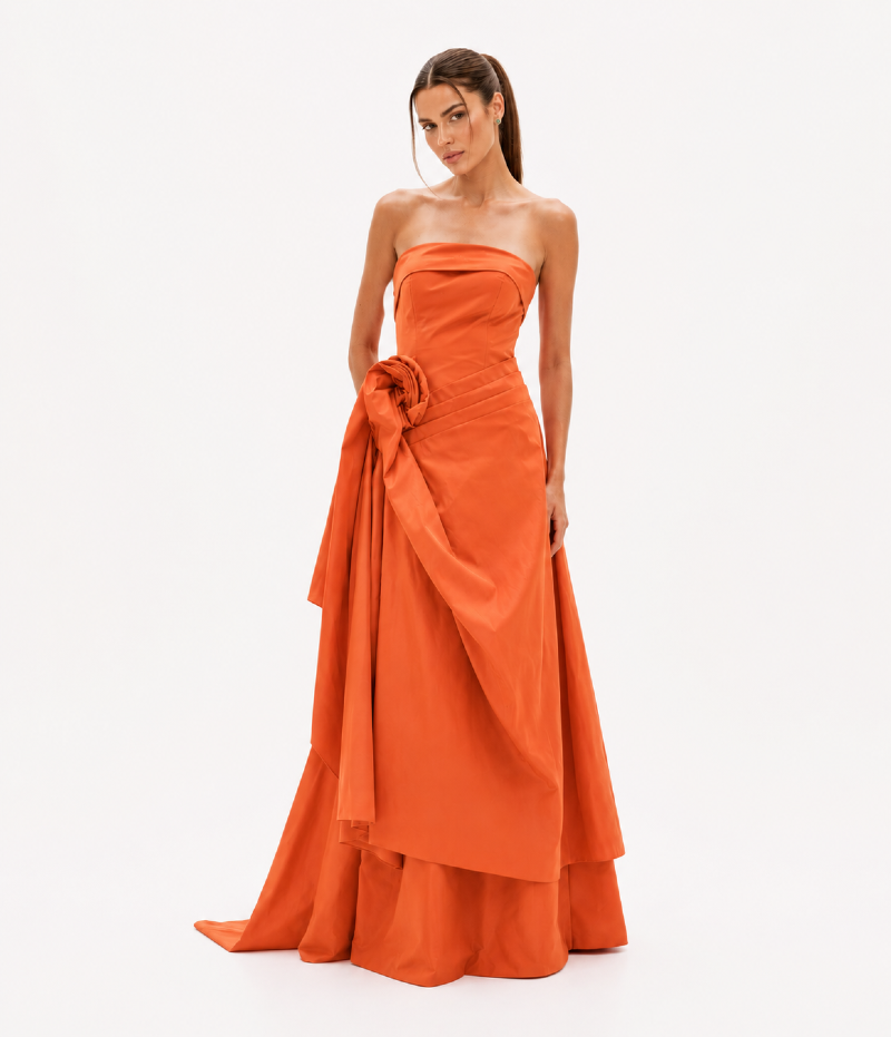 VESTIDO LONGO TOMARA QUE CAIA COM DRAPEADO LATERAL
