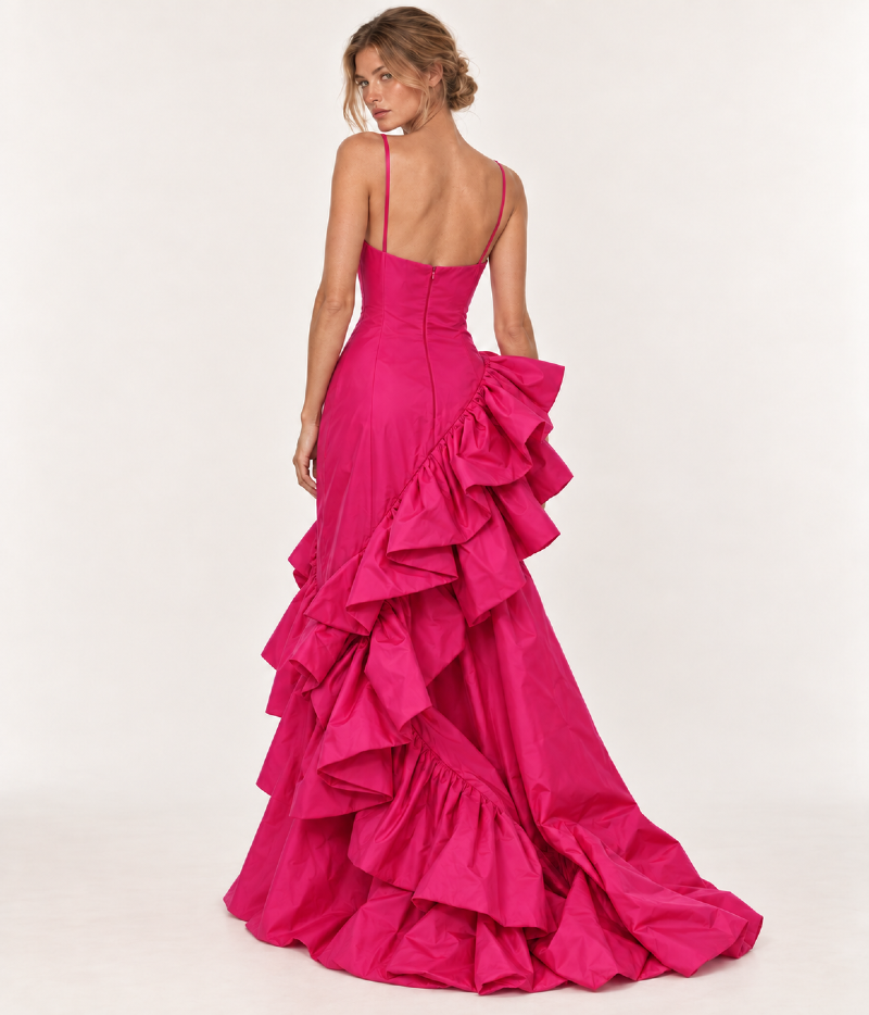 VESTIDO LONGO EM TAFETÁ COM DECOTE CORAÇÃO E BABADOS ESCULTURAIS