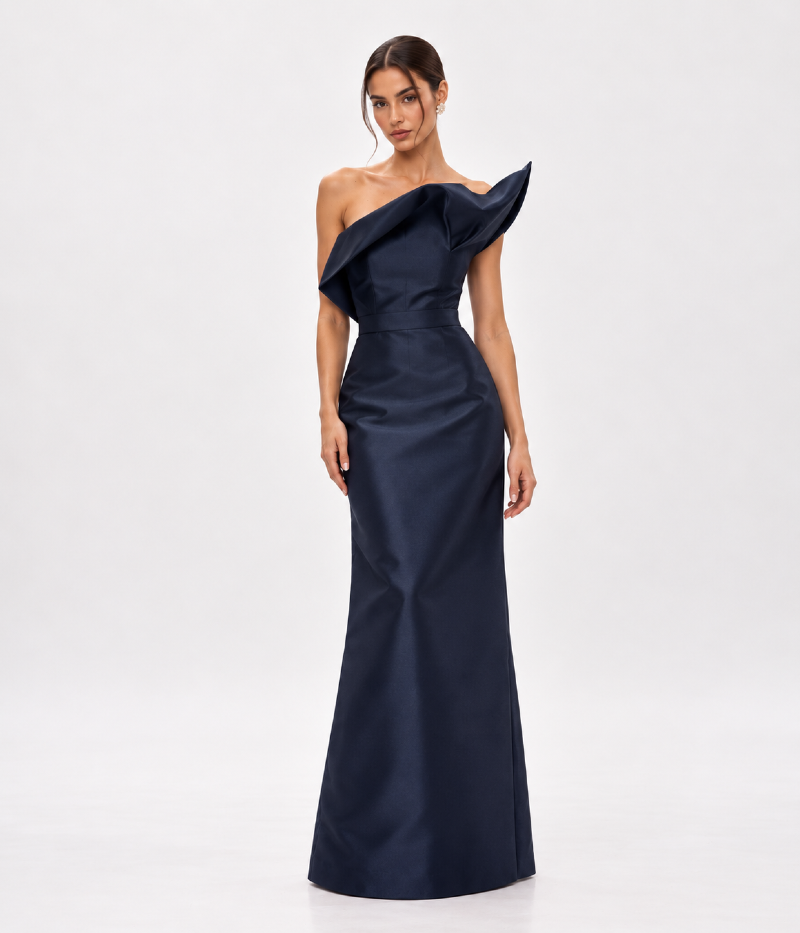 VESTIDO LONGO EM ZIBELINE COM DECOTE ASSIMÉTRICO E VOLUME ESCULTURAL