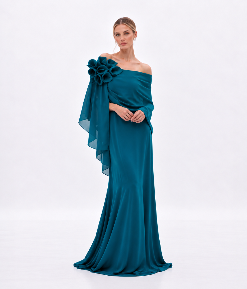 VESTIDO LONGO COM APLICAÇÃO DE TULIPAS