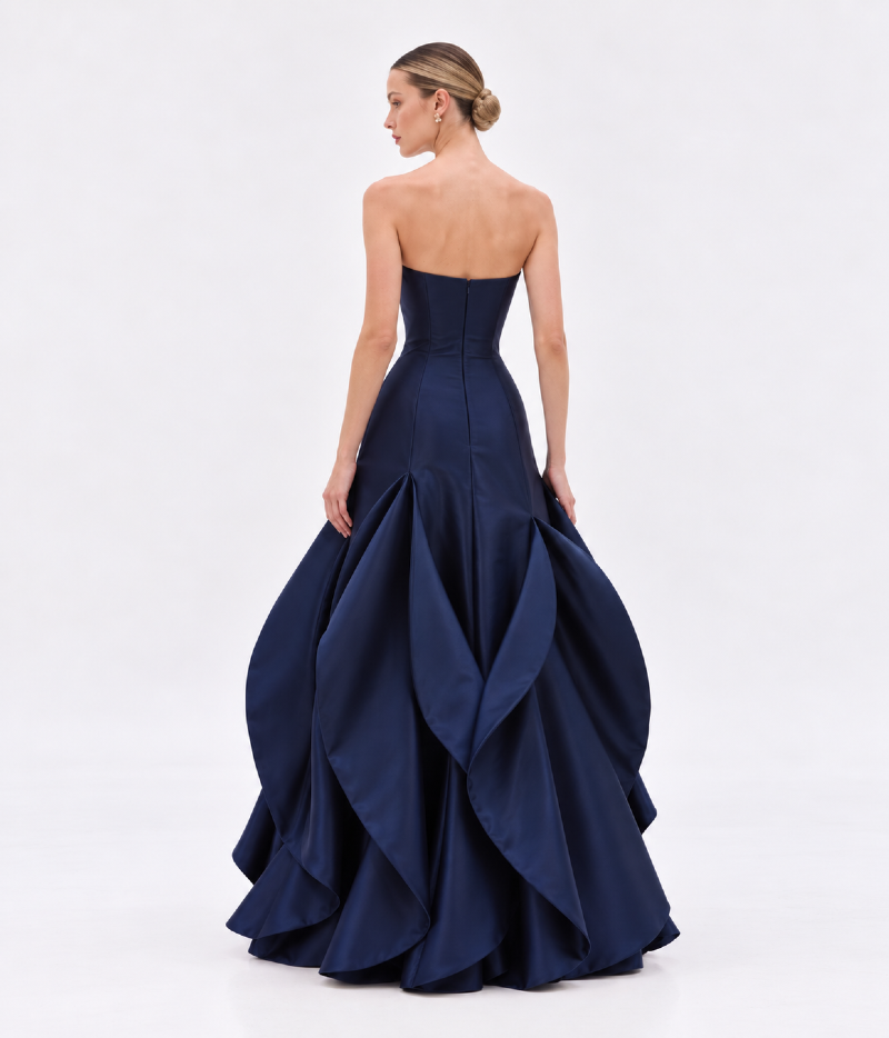 VESTIDO LONGO TOMARA QUE CAIA COM SAIA ESCULTURAL