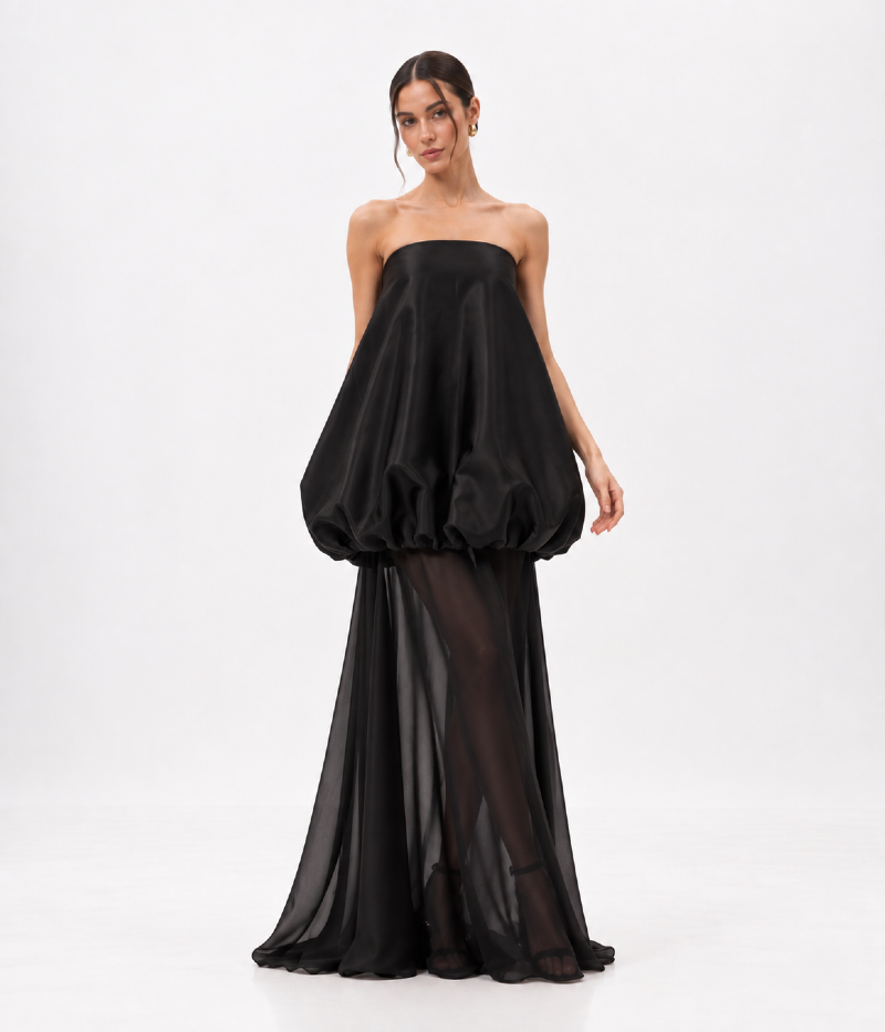 VESTIDO TOMARA QUE CAIA COM CORPO BALONÊ E SAIA FLUIDA