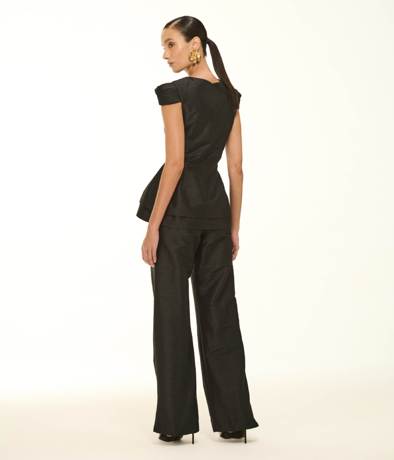 CALÇA DE ALFAIATARIA EM SHANTUNG COM MODELAGEM AMPLA