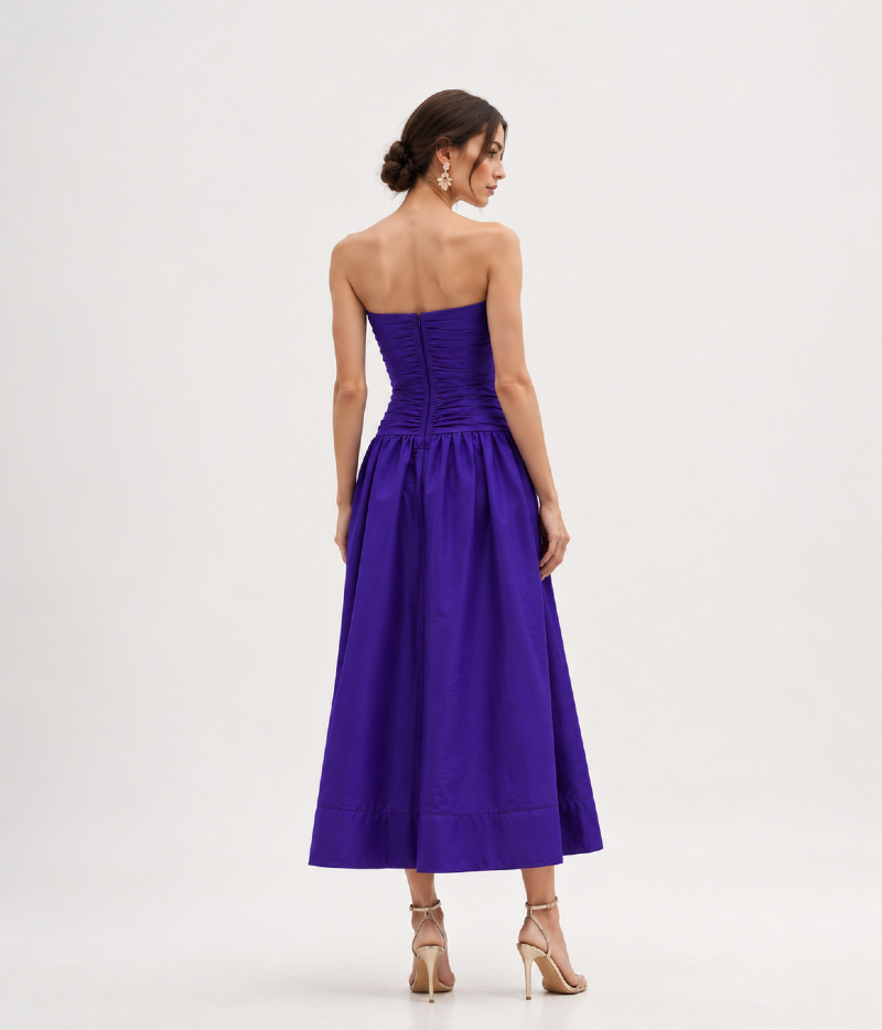 VESTIDO MIDI EM TAFETÁ COM BUSTO DRAPEADO E SAIA AMPLA